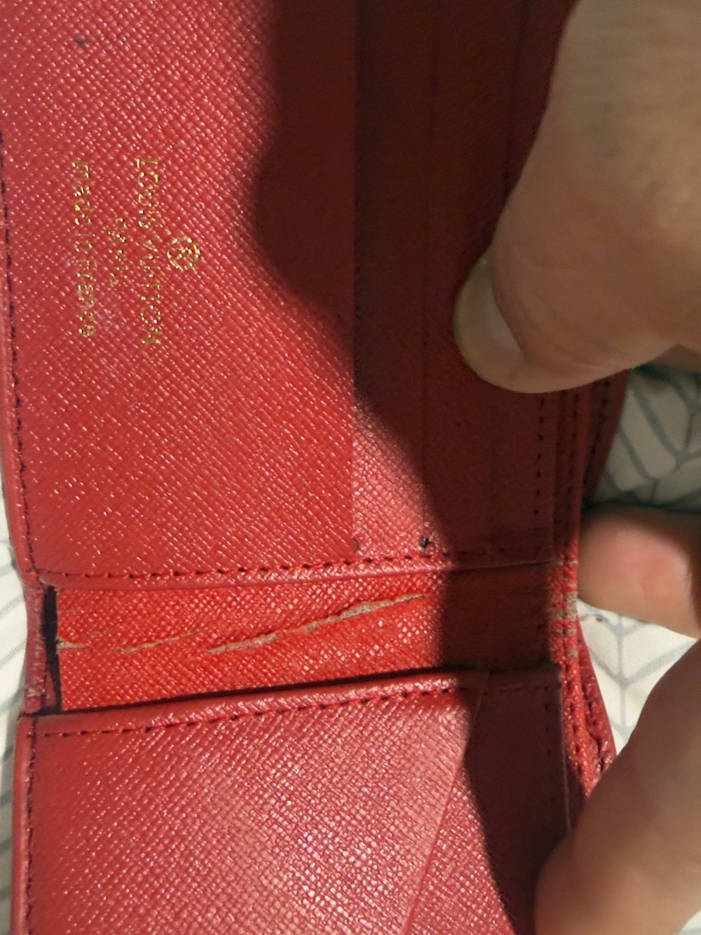 Louis Vuitton Red Epi Leather 'eme' Bifold Wallet - Picture 2 of 6